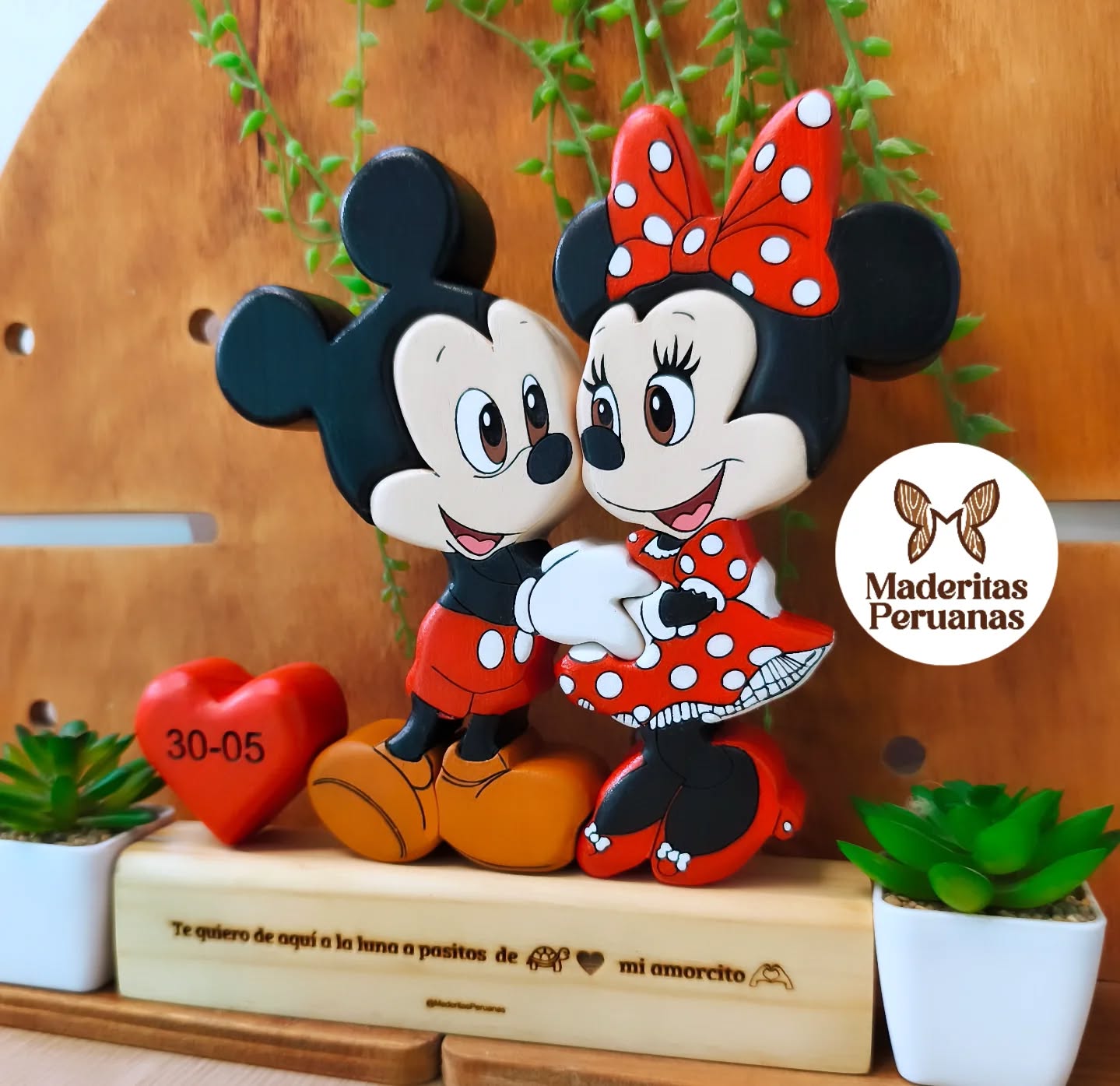 Mickey y Minnie - 2 integrantes