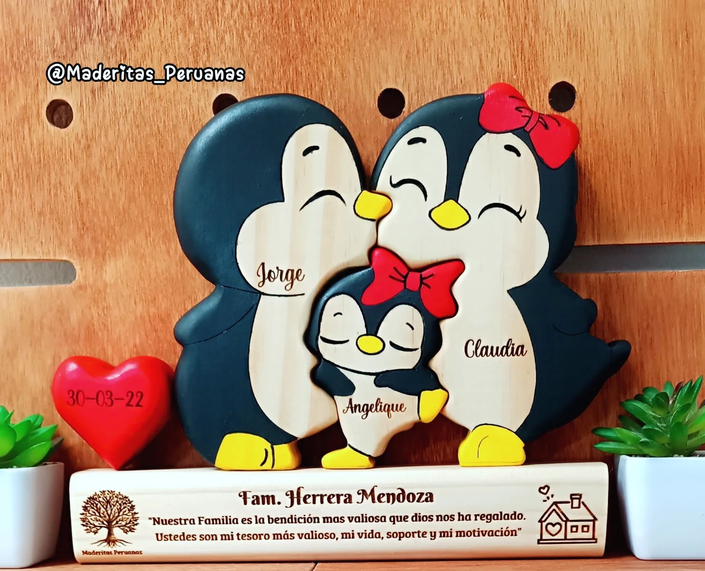 Fam. Pinguinos x - 3 integrantes